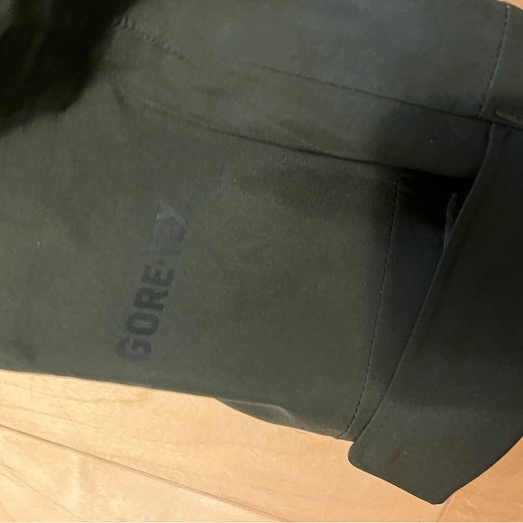 Dakine - Mercer Jacket - Picture 7 of 9